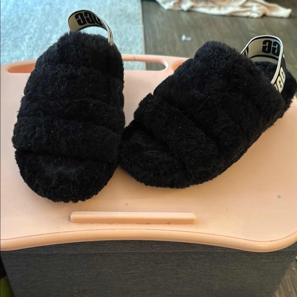 UGG Black Fuzzy Slides
